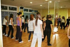 Escuela de baile, muchos negocios rentables