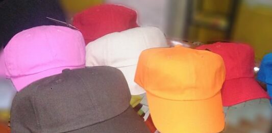 Cómo montar una fábrica de gorras