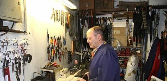 Cómo montar una cuchillería o taller de cuchillas