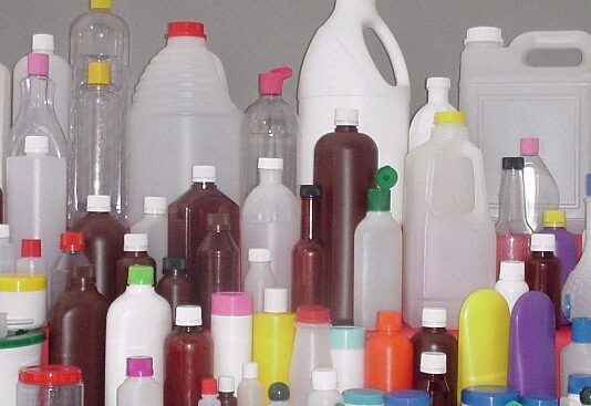 Cómo montar una fábrica de envases de plástico