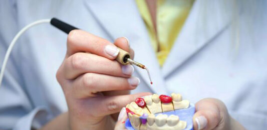 Cómo montar un laboratorio de prótesis dentaria