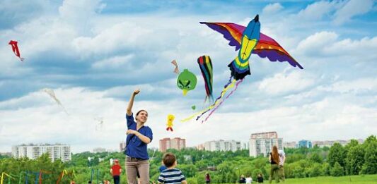 Cómo iniciar un negocio de producción y venta de cometas