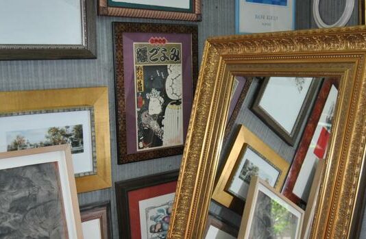 Cómo iniciar un negocio o taller de marcos