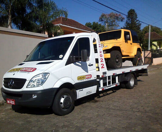 Cómo montar un servicio de grúas y remolques