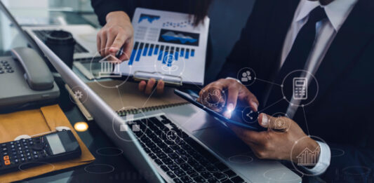 Los primeros pasos fundamentales en el mundo del emprendimiento online Los primeros pasos fundamentales en el mundo del emprendimiento online 1
