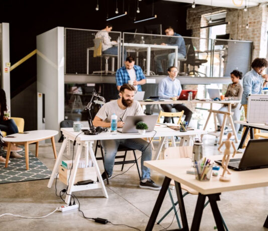 Cómo montar un coworking | Pasos para crear un espacio de trabajo ¿Cómo montar un coworking?