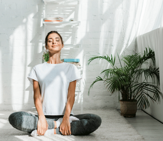 ¿Qué se debe considerar en el servicio de yoga a domicilio?