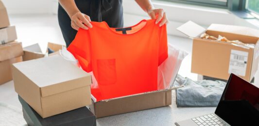 Cómo crear una marca de ropa | Lee estos 10 pasos y hazte del mercado Cómo crear una marca de ropa en 10 pasos