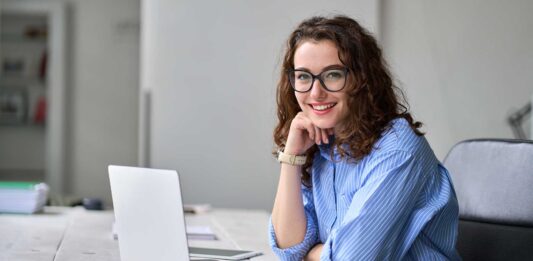 Descubre los beneficios de ser un asistente administrativo ser asistente administrativo