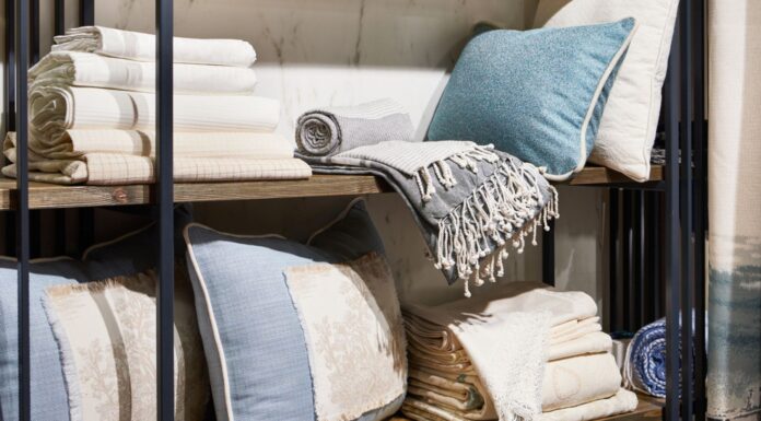 Cómo hacer almohadas para vender | Negocio de creatividad y comodidad estante de cojines y sábanas