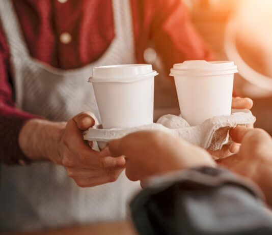 Cómo montar una cafetería | Pasos, requisitos, presupuestos, estrategias y consejos cómo-montar-una-cafetería