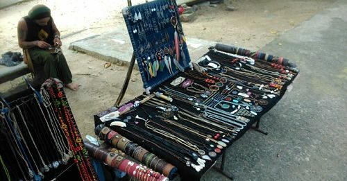 Cómo vender artesanías en la calle