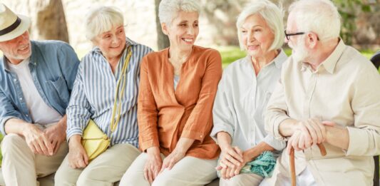 Negocios para la tercera edad | 15 ideas para atender a los abuelitos de casa Ideas de negocios para la tercera edad