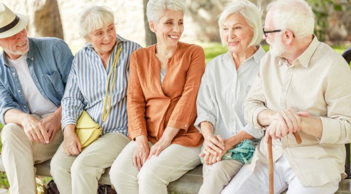 Negocios para la tercera edad | 15 ideas para atender a los abuelitos de casa Ideas de negocios para la tercera edad