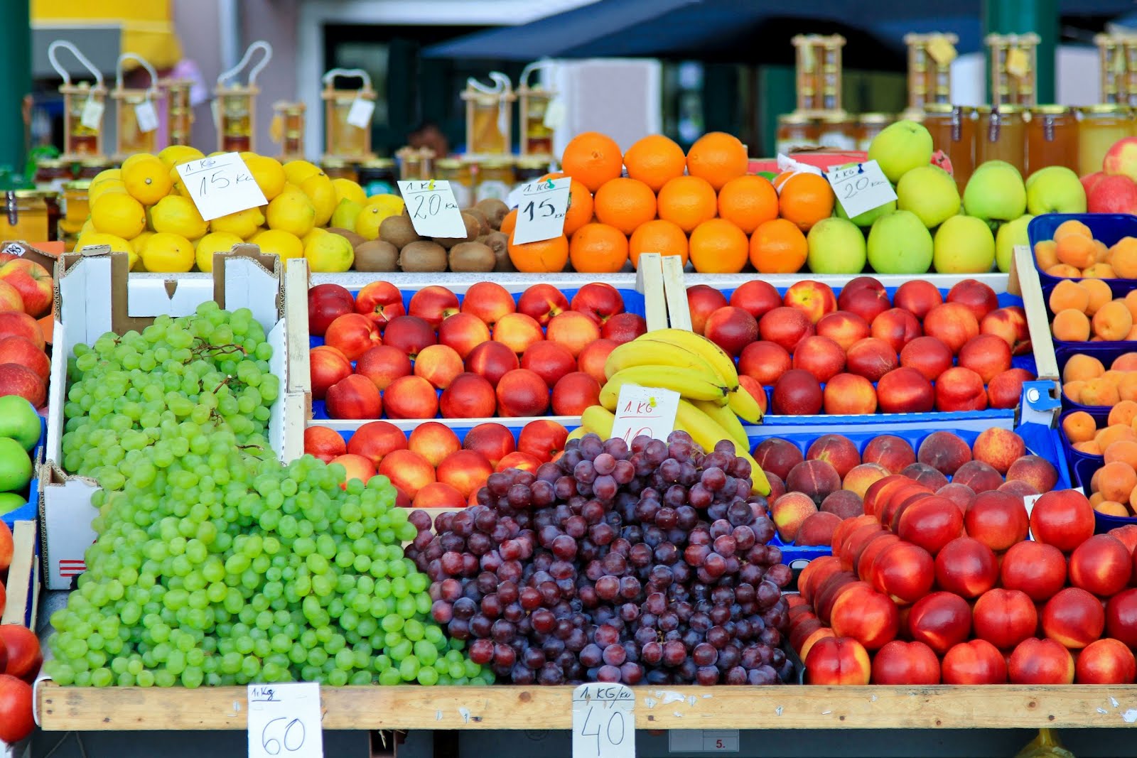 Puesto de frutas: cómo montar y vender en la calle