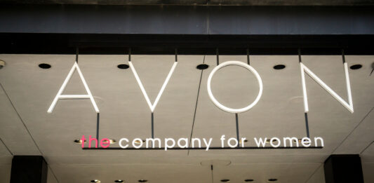 Cómo ser una revendedora de Avon | Sé exitosa y gana dinero desde casa Cómo-ser-revendedora-de-Avon