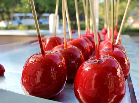 Cómo vender manzanas de caramelo o caramelizadas