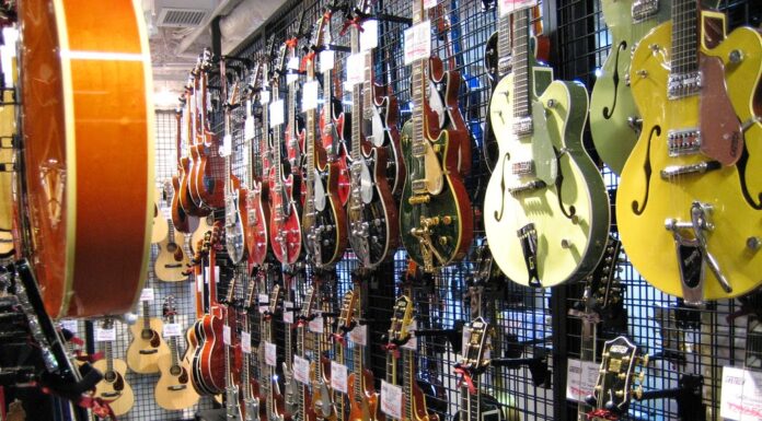 Cómo montar una tienda de guitarras