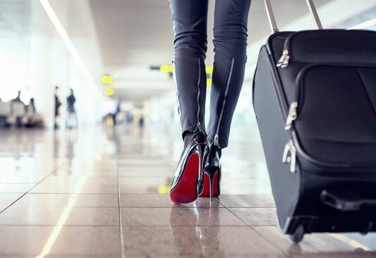 Cómo iniciar un negocio de alquiler de maletas de viaje