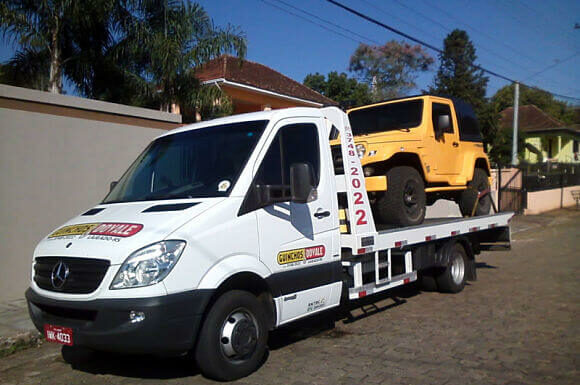 Cómo montar un servicio de grúas y remolques