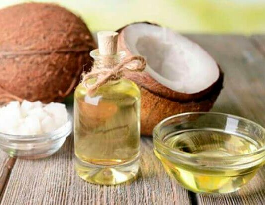 Cómo iniciar una fábrica de aceite de coco