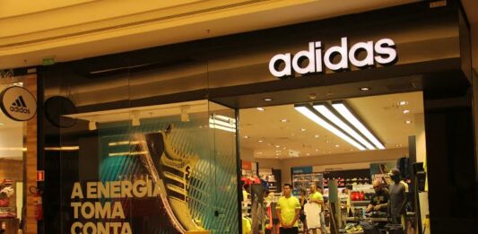 Franquicia Adidas: ¿Cuánto cuesta? ¿Vale la pena?