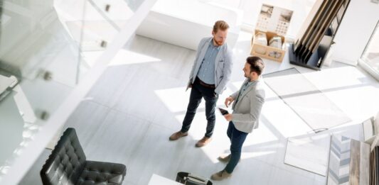Emprender adquiriendo una empresa lista: ventajas y desventajas