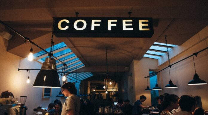 10 modelos de cafeterías que puedes implementar | ¡Toma nota! Modelos de Cafeterías