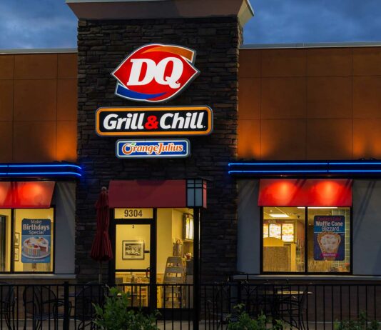 Franquicia Dairy Queen | Costos, requisitos y pasos para abrir tu propio local vista-frontal-de-una-franquicia-dairy-queen