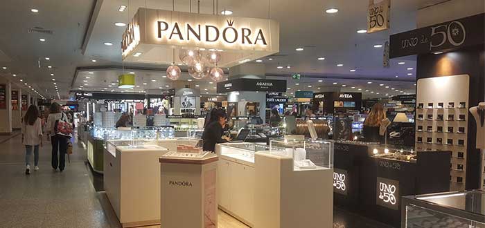 Pandora - Franquicia shop in shop
