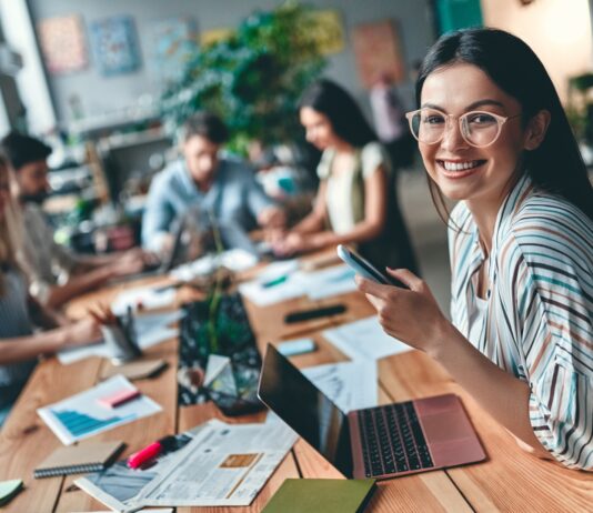 5 consejos para mantener un ambiente productivo en la oficina 5 Consejos para mantener un ambiente productivo en la oficina