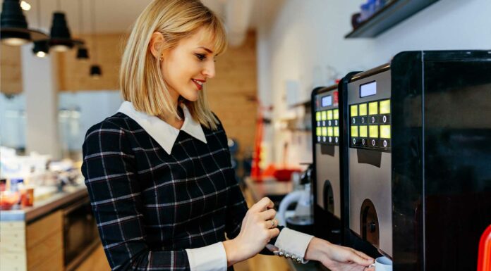 Máquina vending de café: ¿Por qué la necesitas en tu empresa u oficina? maquina de cafe en la oficina