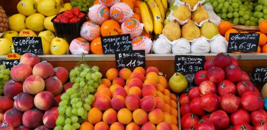 Cómo montar una frutería | Pasos y consejos para hacerlo con éxito Montar una frutería - Guía con pasos y consejos