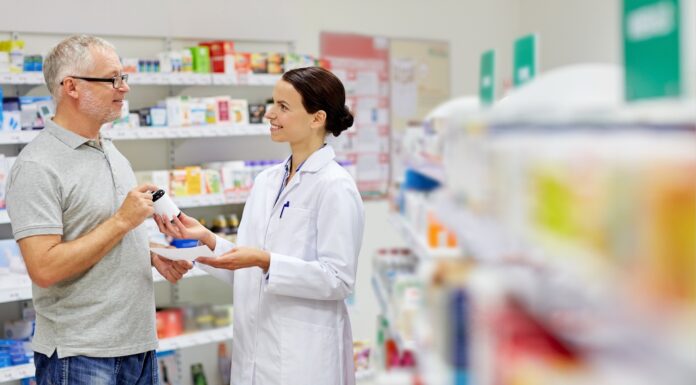 Franquicias de farmacias | 6 negocios para invertir Invertir en franquicias de farmacias te ofrece la posibilidad de aumentar tu rentabilidad.