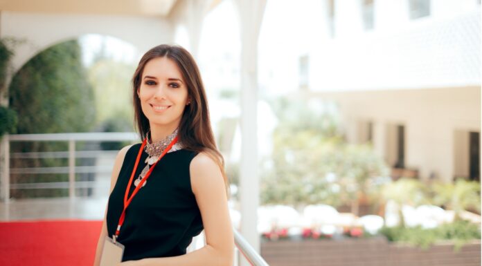 Ventajas de contar con azafatas y promotoras para eventos de empresa Ventajas de contar con azafatas y promotoras para eventos de empresa