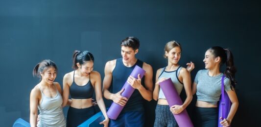 Cómo abrir un centro de yoga | Guía para un negocio exitoso Cómo abrir un centro de yoga