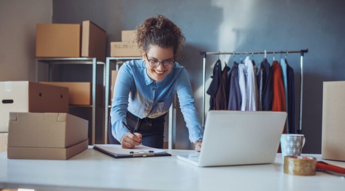 Cómo crear un negocio rentable monetizando tu actividad online Consejos para emprendedores y negocios desde cero