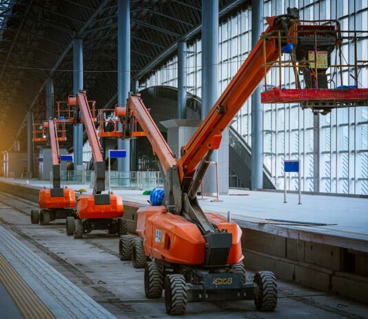 Camiones con cestas elevadoras: ¿cuándo suelen usarse? camiones con cestas elevadoras