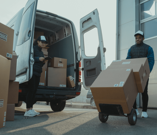 Vehículo industrial: ¿por qué de segunda mano? muchos negocios rentables