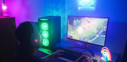 Cómo crear una empresa de videojuegos | Incursiona en el mundo gaming Cómo crear una empresa de videojuegos