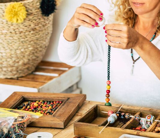 Cómo montar una tienda de bisutería artesanal montar tienda bisuteria
