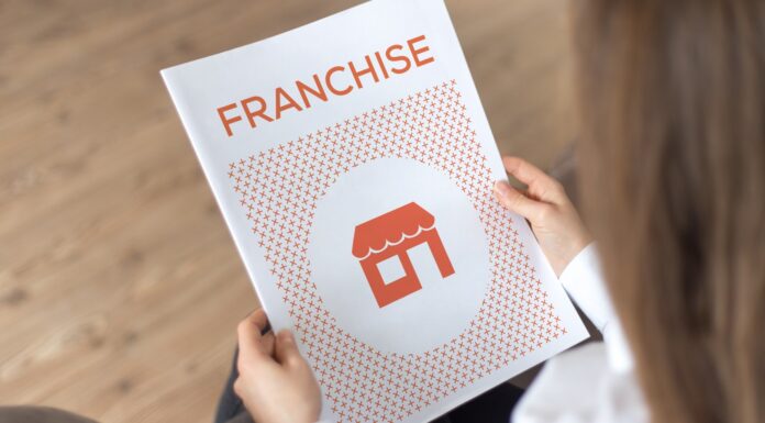 Cómo elegir una franquicia | 10 aspectos a considerar para dar en el clavo Cómo elegir una franquicia