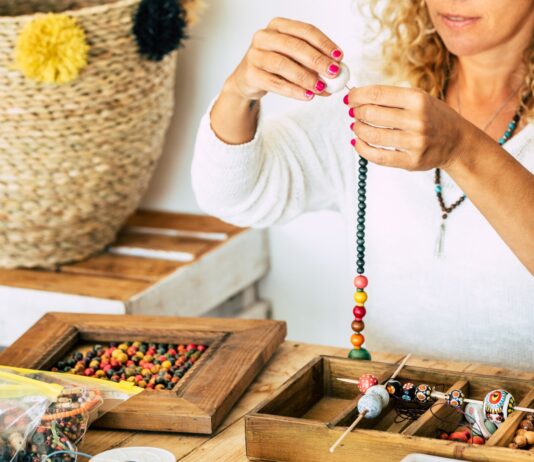 ¿Cómo iniciar un negocio de accesorios? 5 claves para el éxito