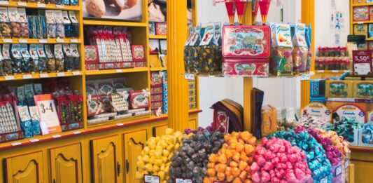 Montar una dulcería: gran oportunidad para emprender Local de venta de dulces