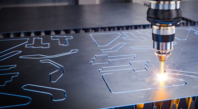 Crea piezas de metal personalizadas con LaserBoost