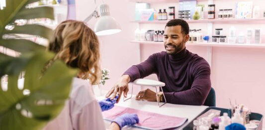 Hacer un logotipo para un salón de belleza logotipo para un salón de belleza