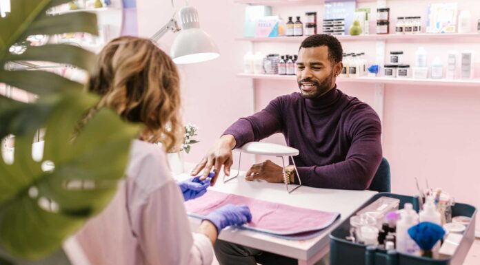 Hacer un logotipo para un salón de belleza logotipo para un salón de belleza