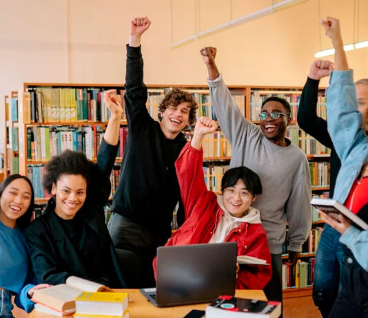 La filosofía de la educación para la ciudadanía global: Fomentando el Entendimiento Intercultural y la Responsabilidad Social