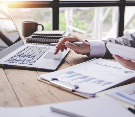 Cómo utilizar los idiomas como negocio Consejos para gestionar la declaración de la renta de tu negocio