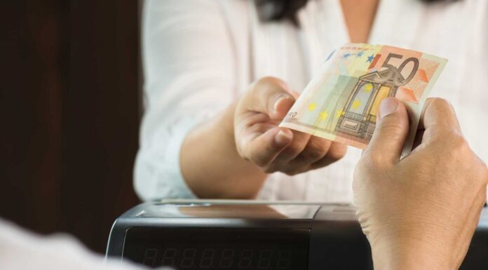 ¿Cómo ayuda la tecnología en el manejo de efectivo de tu restaurante? tecnología y manejo de efectivo en restaurantes